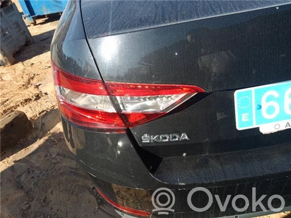 Skoda Superb B8 (3V) Lampada fanale posteriore 
