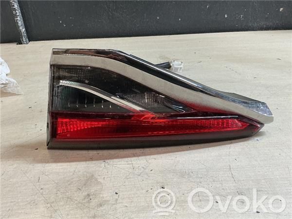 Toyota Corolla E20 Takavalon polttimo 