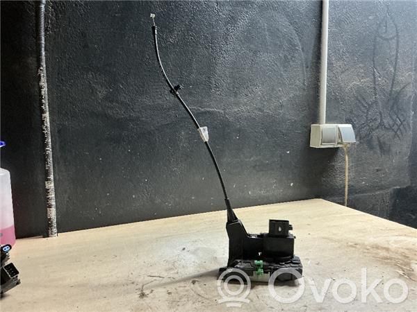 Etuoven lukko   4W4A5421812CA