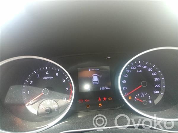 KIA Ceed Nopeusmittari (mittaristo) 