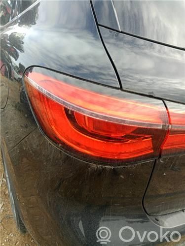 Rear tail light bulb   10237721