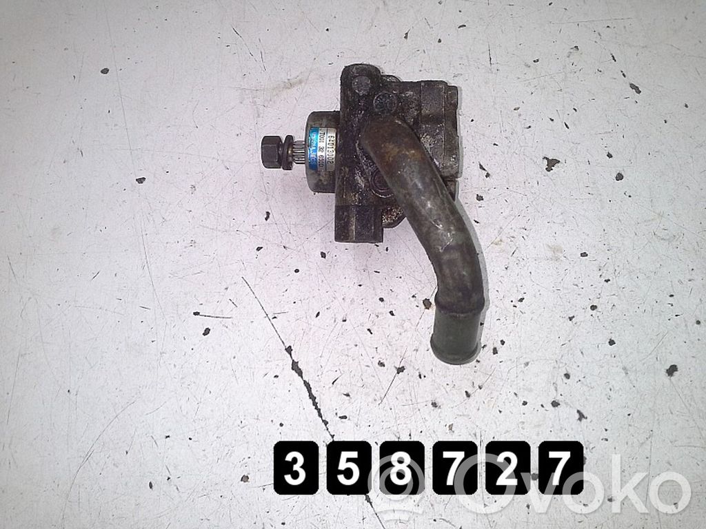 Mazda Xedos 9 Power steering pump 
