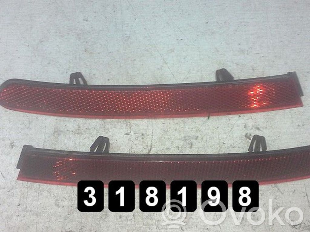 Volkswagen PASSAT B8 Odblask lampy tylnej 