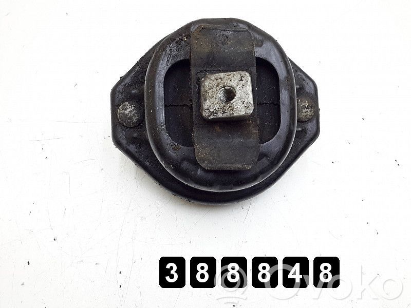 BMW 7 E65 E66 Engine mount bracket 
