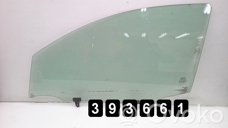 Nissan Qashqai Front door window glass four-door 
