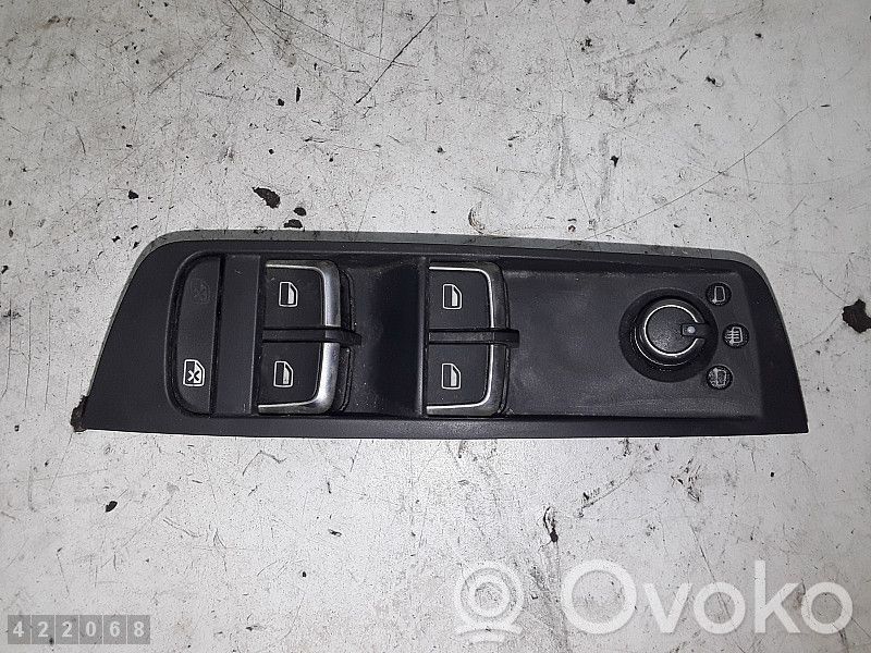 Audi A1 Electric window control switch 