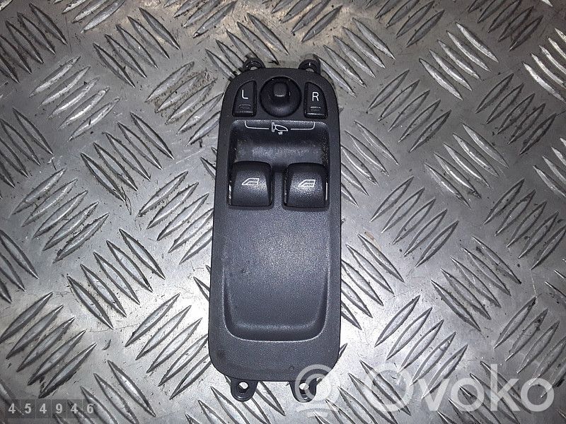 Volvo C30 Electric window control switch 