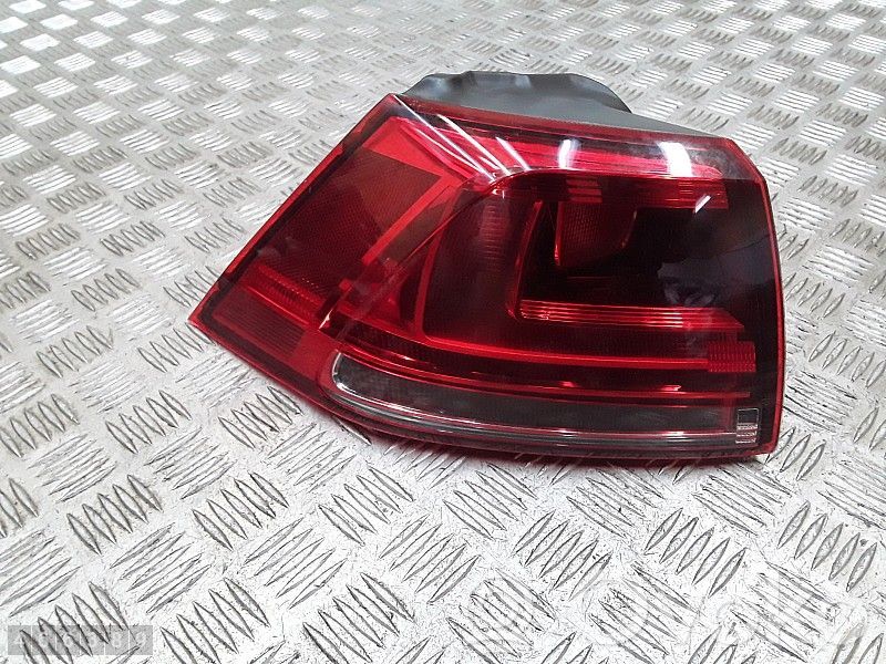 Volkswagen Golf VII Lampă spate în caroserie