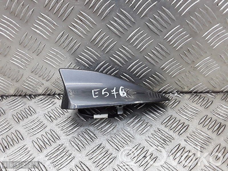 GPS Antenne   DF7B66930