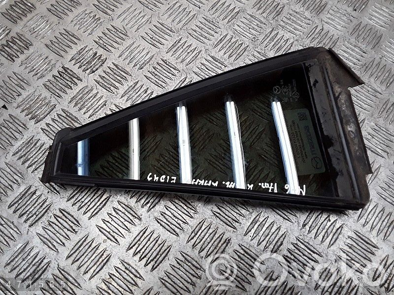 Takakulmaikkunan ikkunalasi   E643R003021