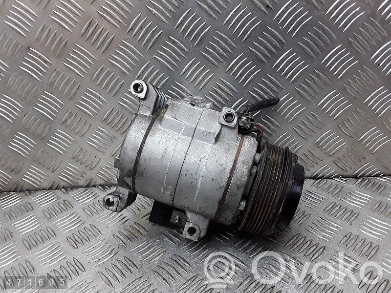 Ilmastointilaitteen kompressorin pumppu (A/C)   F500AUCAA09