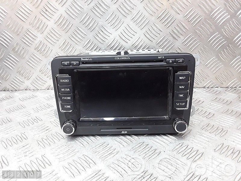 Skoda Superb B6 (3T) Panel / Radioodtwarzacz CD/DVD/GPS 
