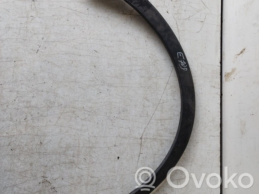 Renault Captur Front arch trim 