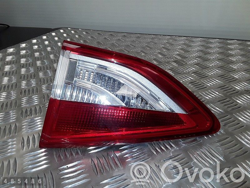 Ford Kuga II Luci posteriori del portellone del bagagliaio