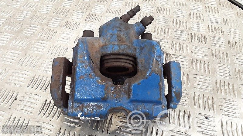 Caliper de freno delantero