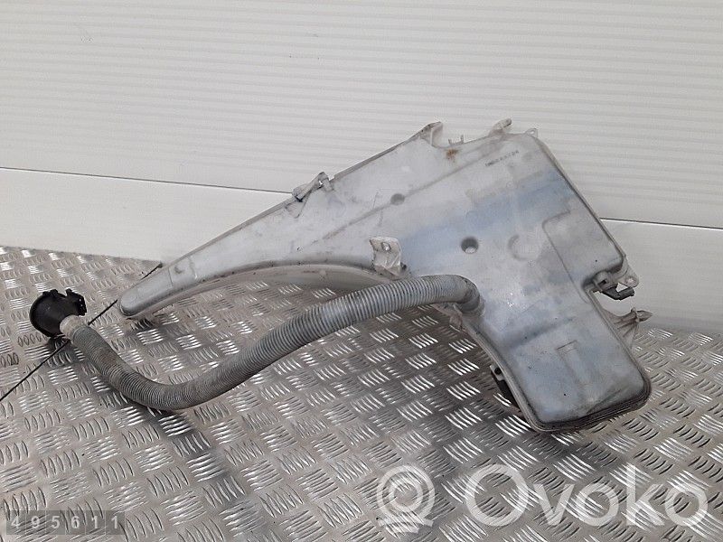 Fiat 500L Langų skysčio bakelis 
