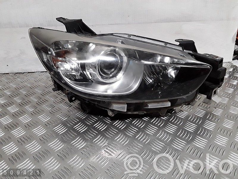 Mazda CX-5 Lampa przednia 