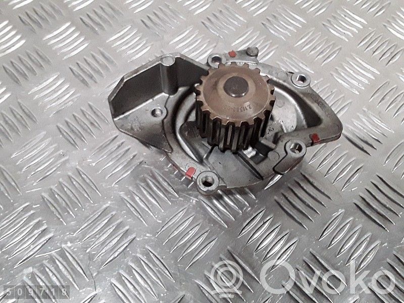 Ford Kuga I Pompe de circulation d'eau 
