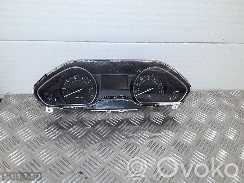 Peugeot 208 I Vitezometru (grup de instrumente) 