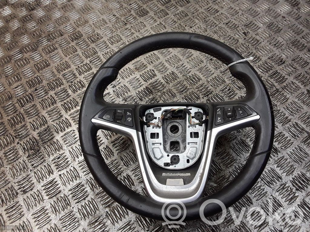 Volante   13351029