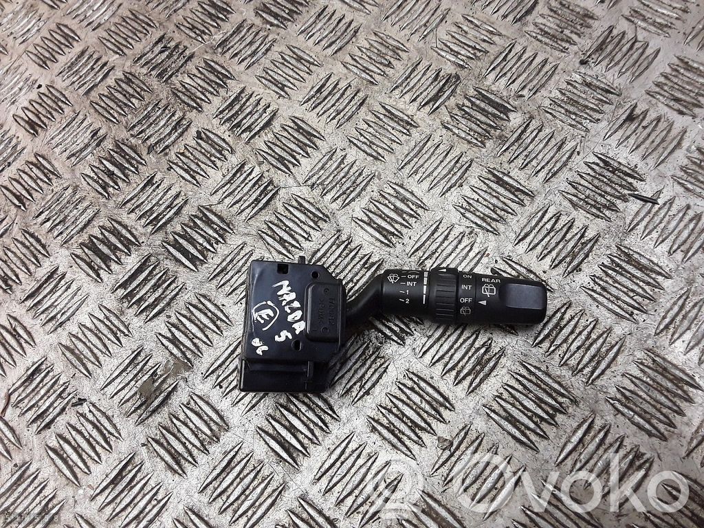 Pyyhkimen kytkin   17D682