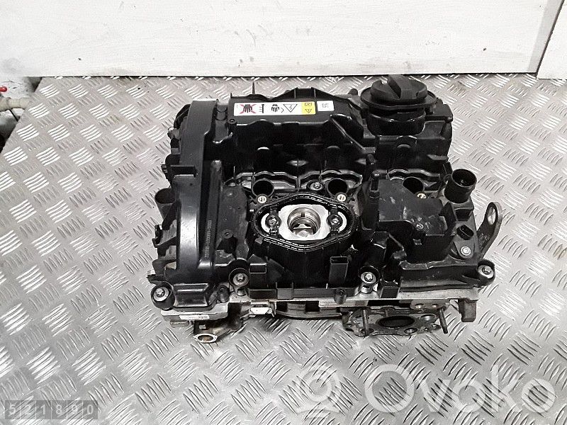 Engine head   8638087,211804301