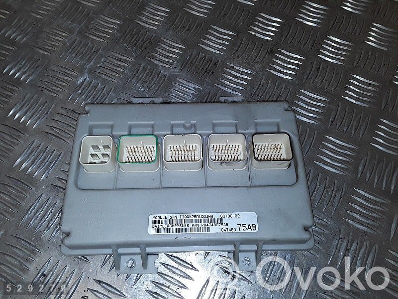 Dodge Grand Caravan Moottorin ohjainlaite/moduuli 