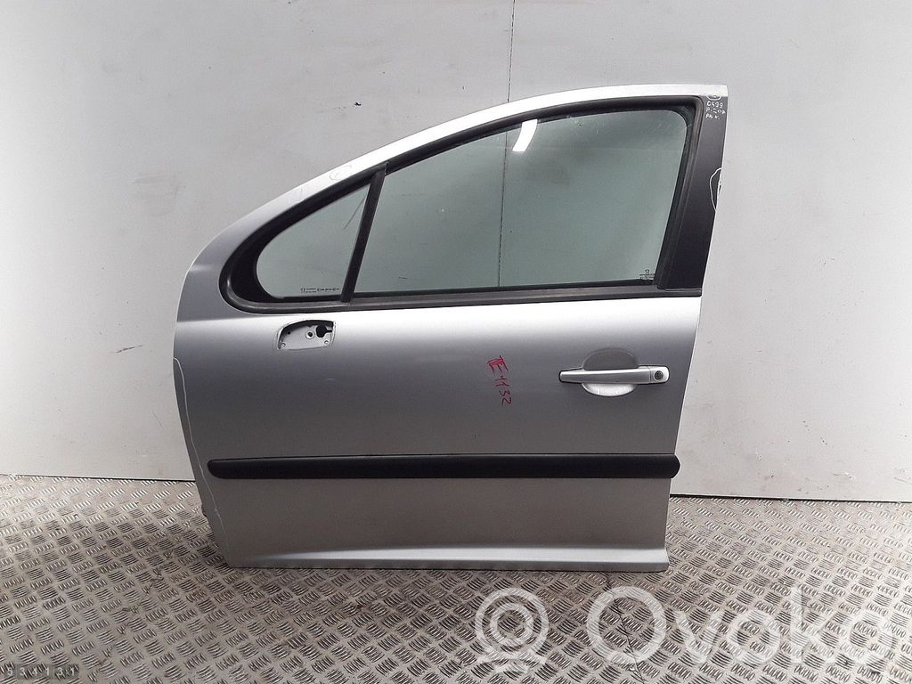 Peugeot 207 Tür vorne 