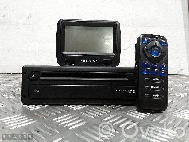 Stacja multimedialna GPS / CD / DVD   PC320000B