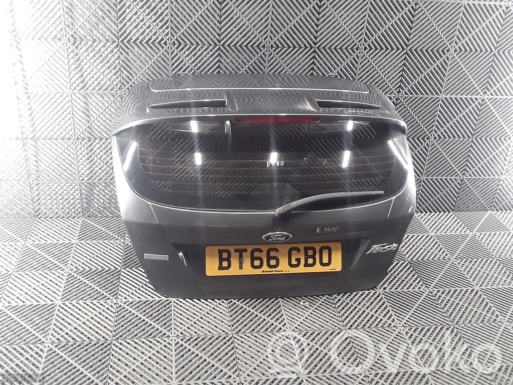 Ford Fiesta Задняя крышка (багажника) 