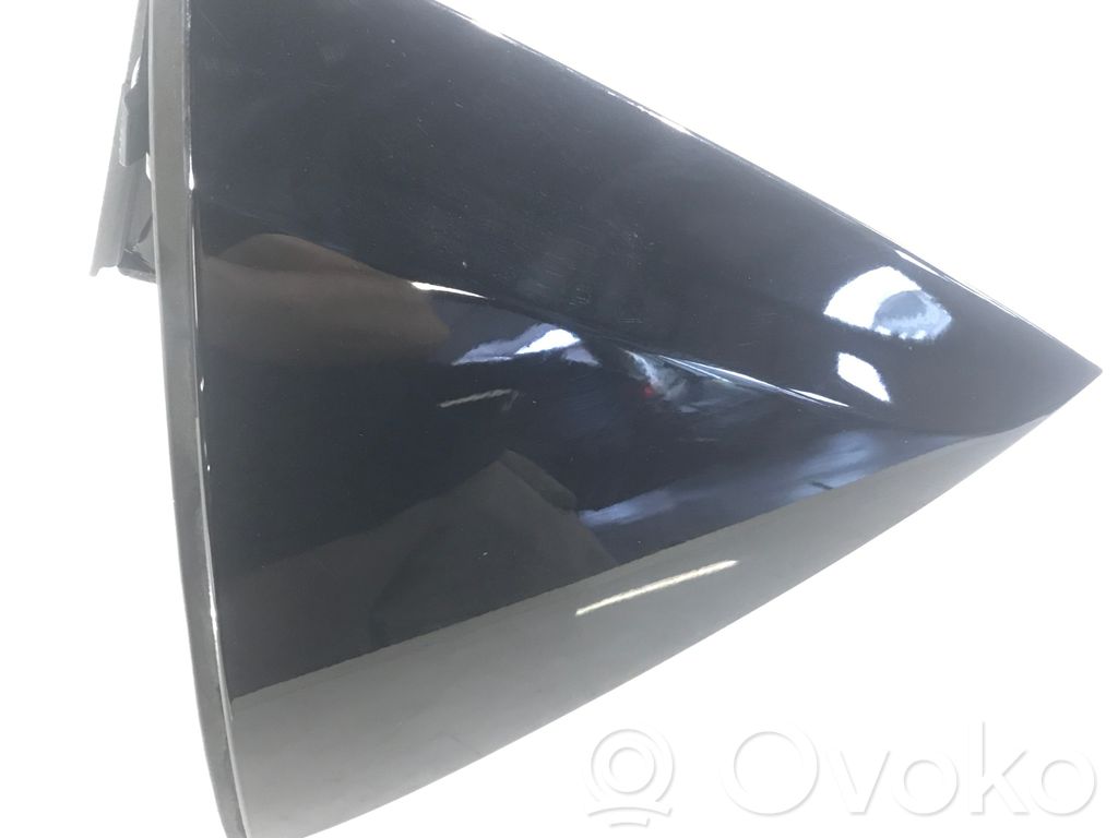 Chrysler Pacifica Other sill/pillar trim element 