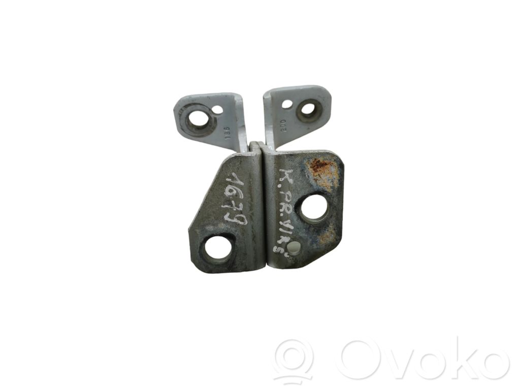Dodge Durango Front door upper hinge 