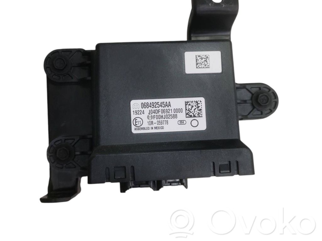 Gateway valdymo modulis   068492545AA,F00HJ02588,68492545AA