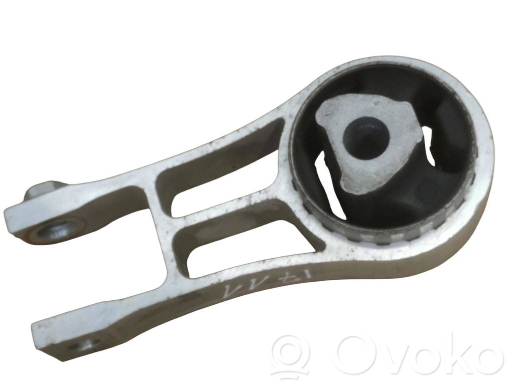 Chrysler Pacifica Engine mount bracket 