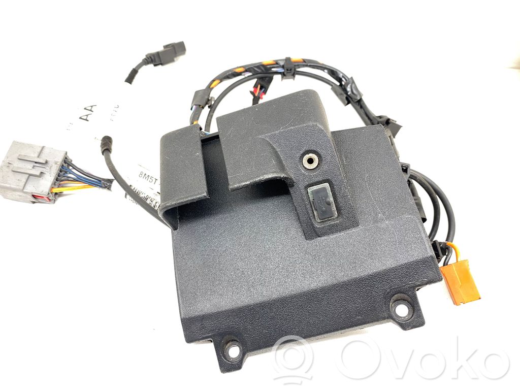 Ford Mondeo MK IV Разъем AUX 