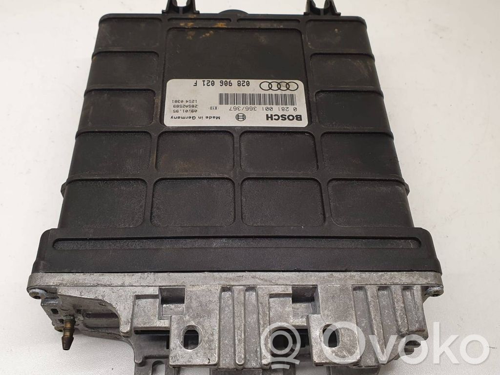 Volkswagen PASSAT B5 Engine control unit/module 