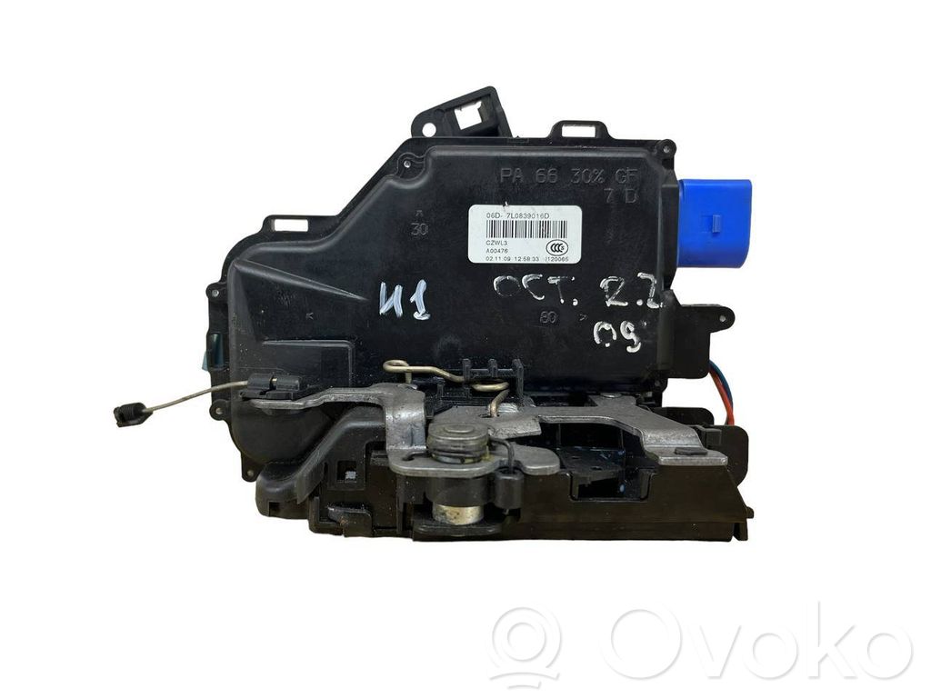 Skoda Octavia Mk2 (1Z) Zamek drzwi tylnych 