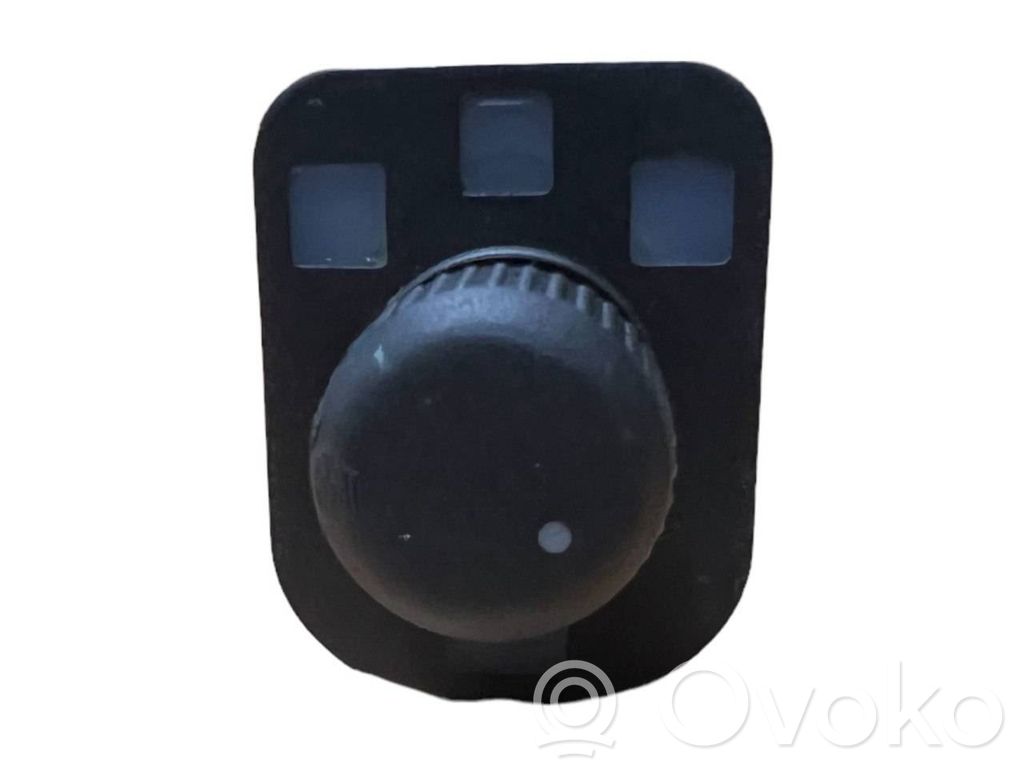 Seat Leon (1P) Wing mirror switch 