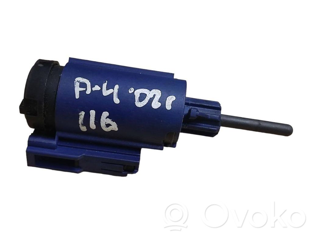 Audi A4 S4 B7 8E 8H Czujnik położenia pedału sprzęgła 