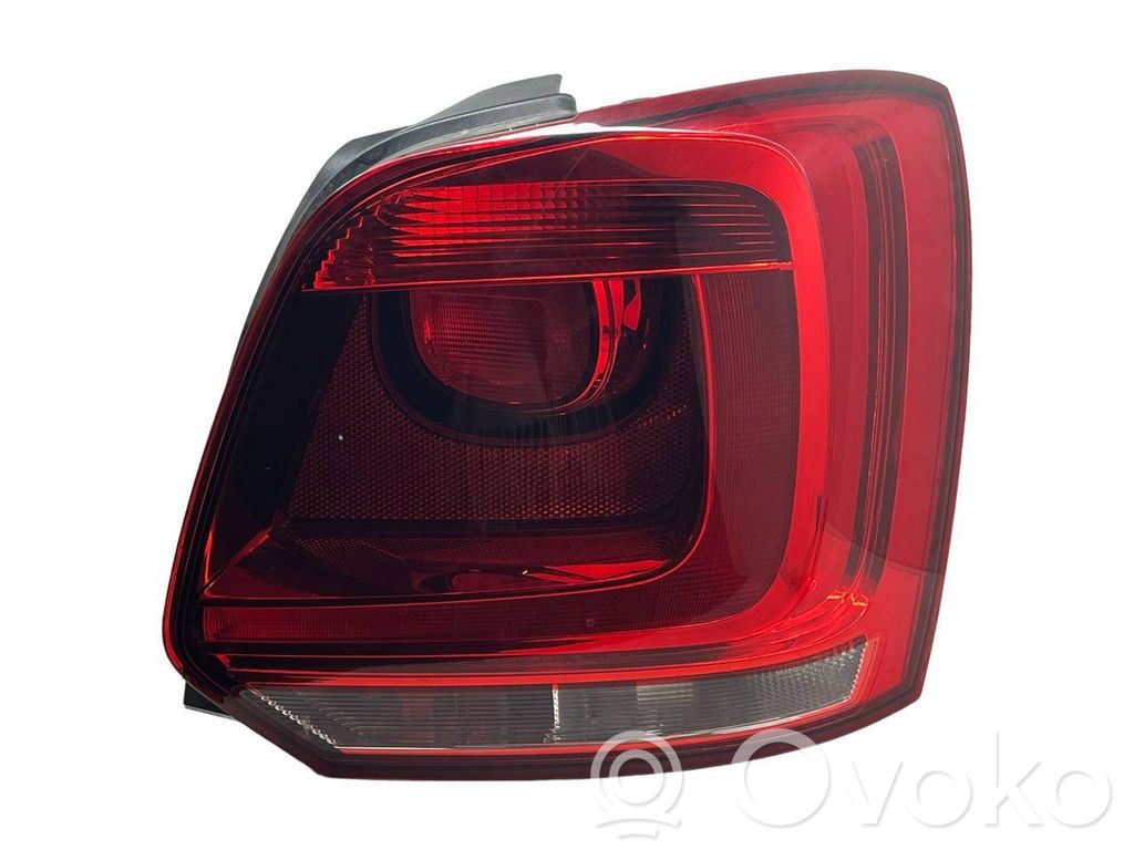 Volkswagen Polo V 6R Lampa tylna 
