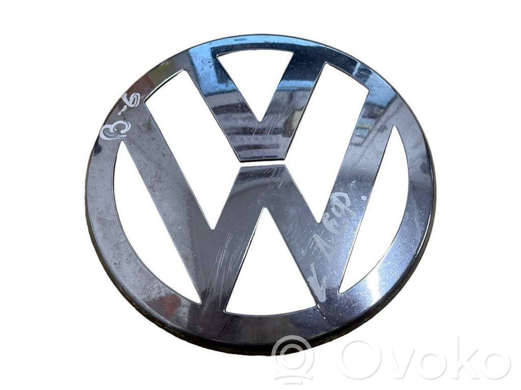 Volkswagen PASSAT B6 Emblemat / Znaczek 