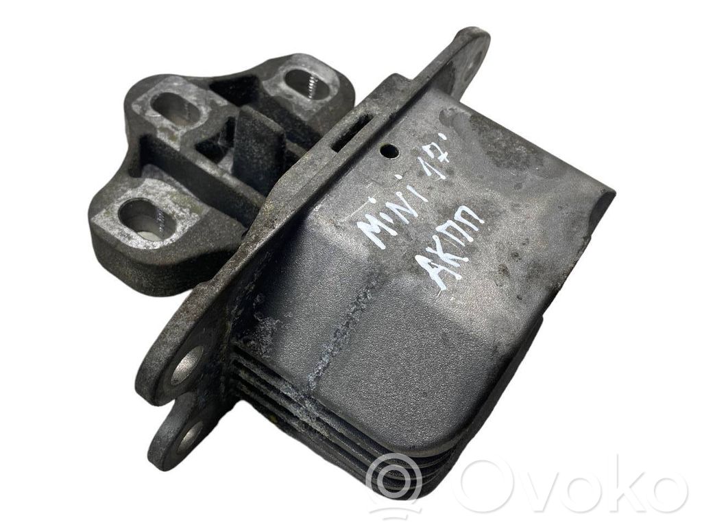 Mini One - Cooper F56 F55 Gearbox mounting bracket 