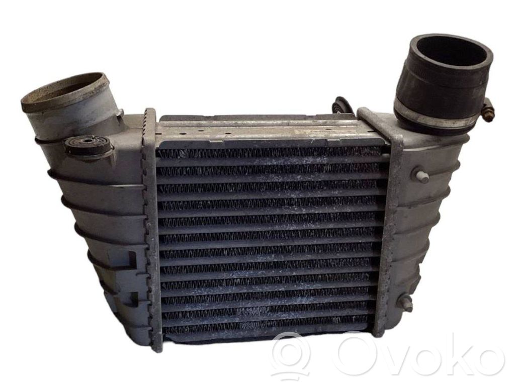 Audi TT Mk1 Interkūlerio radiatorius 
