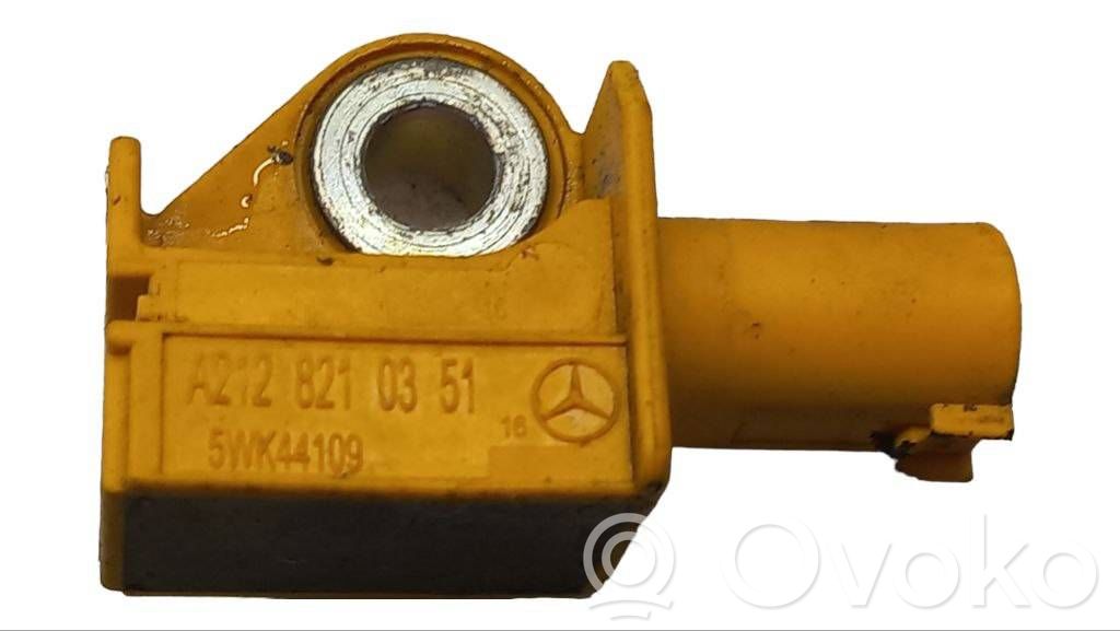 Mercedes-Benz E W212 Czujnik uderzenia Airbag 