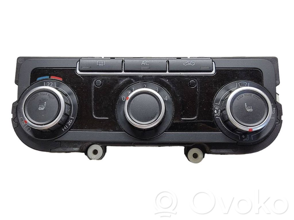Volkswagen Golf V Climate control unit 