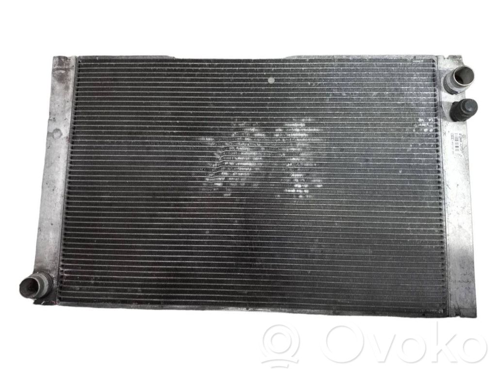 Audi A8 S8 D3 4E Aušinimo skysčio radiatorius 