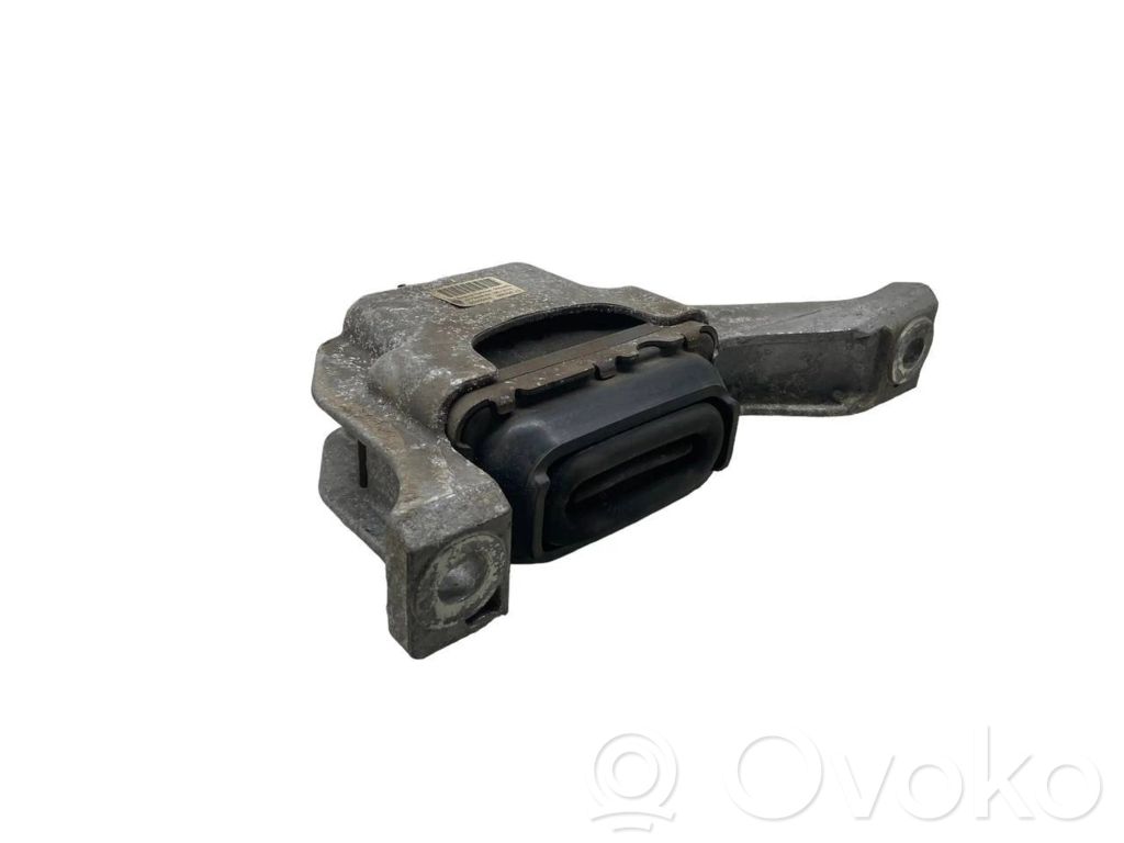 Mini One - Cooper Coupe R56 Engine mount bracket 