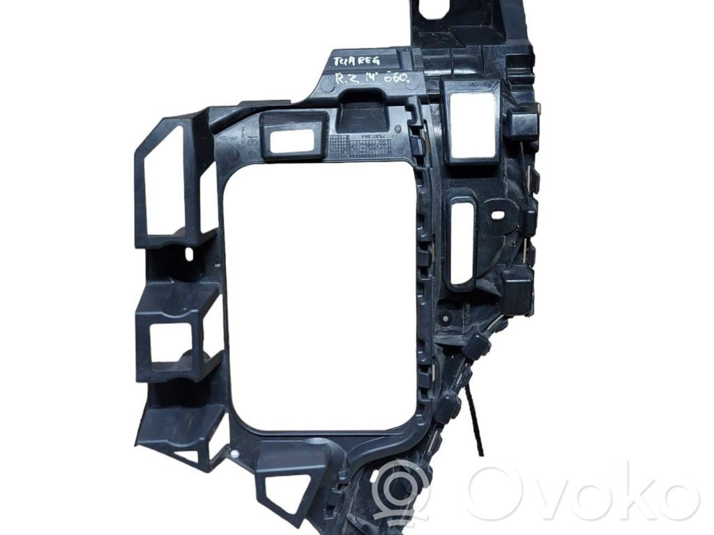 Volkswagen Touareg II Staffa di rinforzo montaggio del paraurti posteriore 
