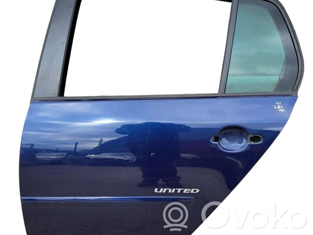 Volkswagen Golf V Puerta trasera 
