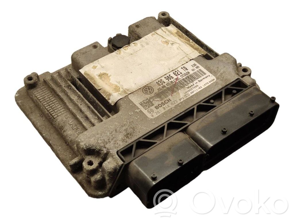 Volkswagen Golf V Engine control unit/module 